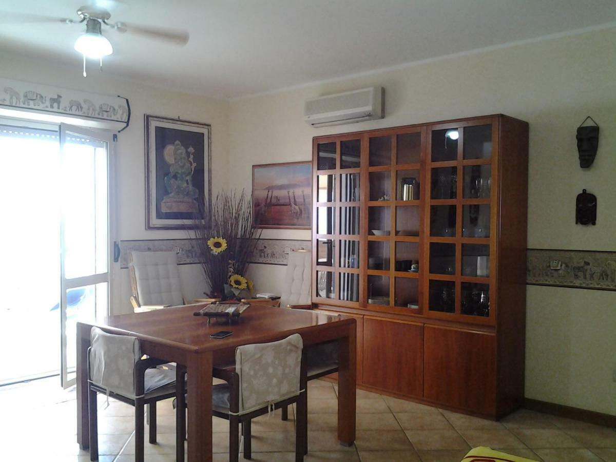 נטונו Incantevole Casa Sul Mare Vicino A Roma מראה חיצוני תמונה