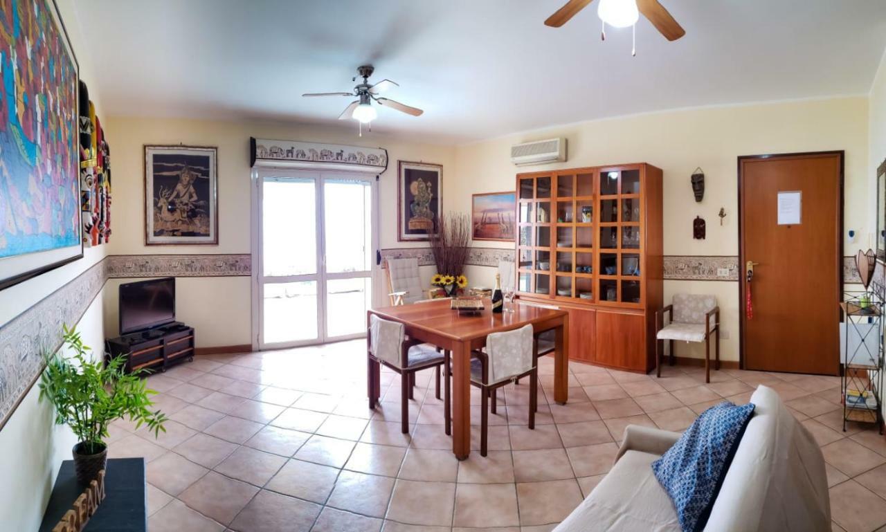 נטונו Incantevole Casa Sul Mare Vicino A Roma מראה חיצוני תמונה