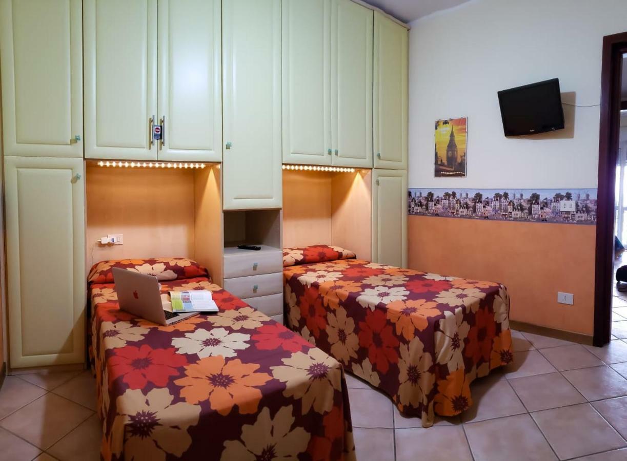 נטונו Incantevole Casa Sul Mare Vicino A Roma מראה חיצוני תמונה